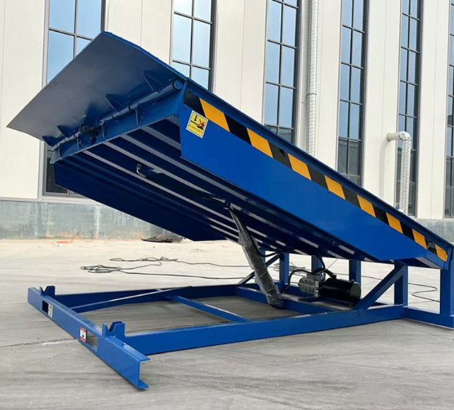 和平镇固定式登车桥应用